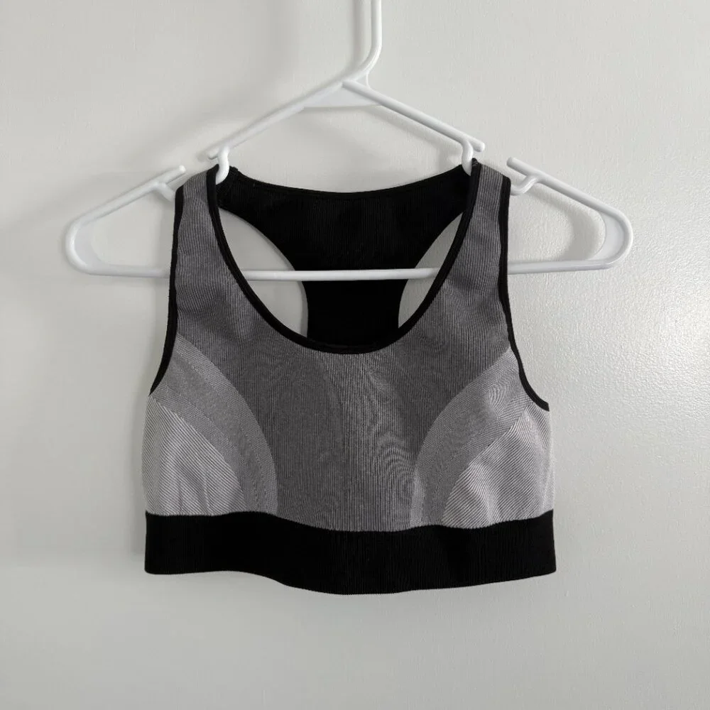 Aerie Black and White Sports Bra - EUC